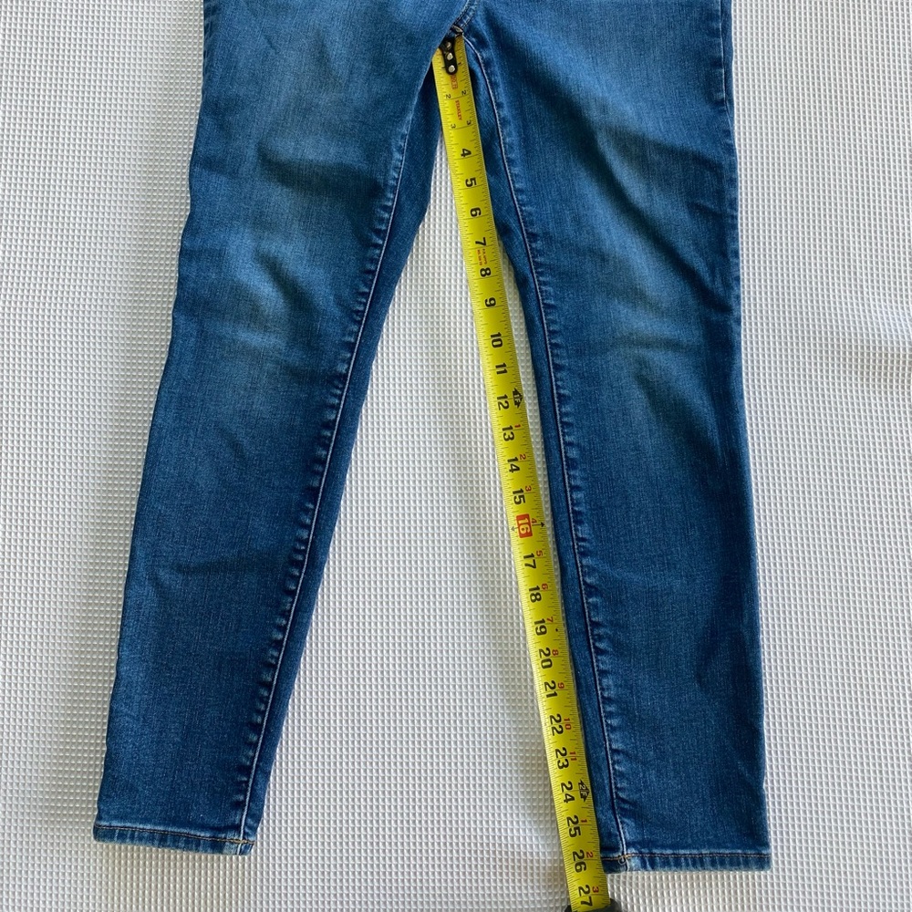 Madewell Women's Skinny Jeans in Deep Blue - Picture 5 of 5